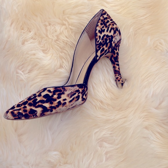Pony Hair Leopard Jessica Simpson D’Orsay Pumps. - Picture 2 of 4